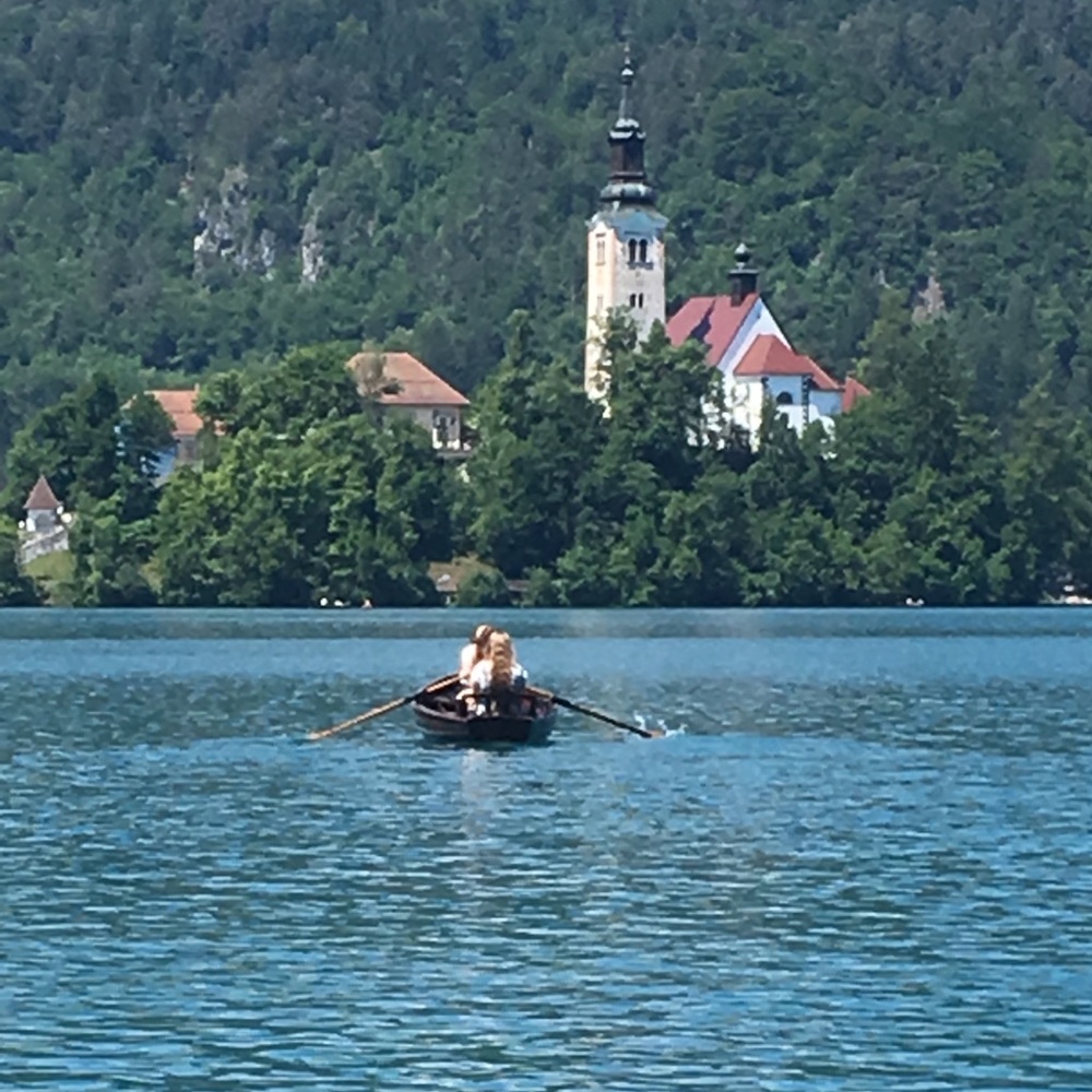 Meet your Posher, Michaela